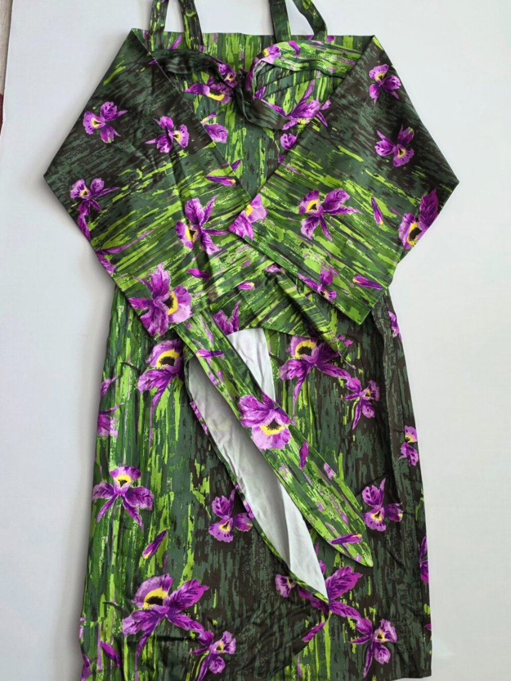 Eden Dress in Purple Orchid Print with Shawl XL NWT Rare! - Picture 2 of 5